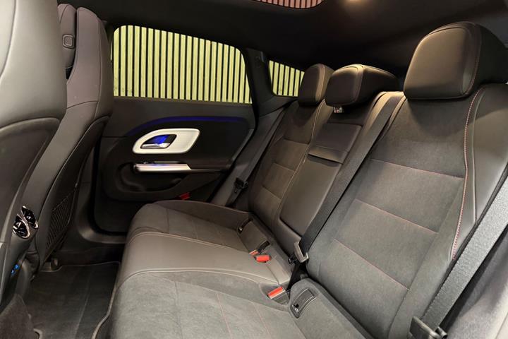 Sort Mercedes CLA250+ fra 2026