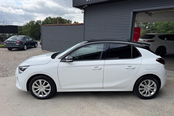 Hvid Opel Corsa fra 2020