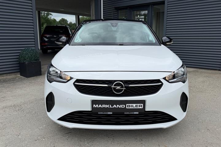 Hvid Opel Corsa fra 2020