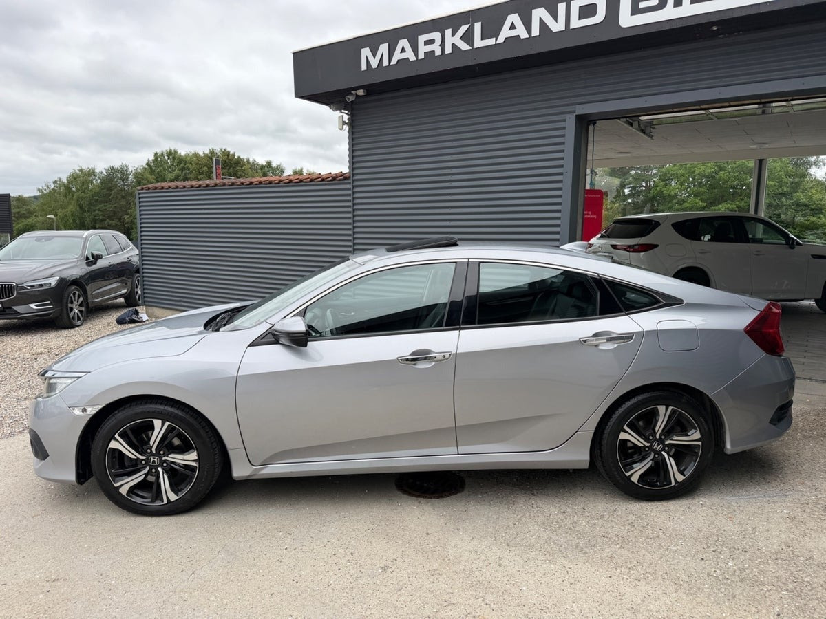 Sølv Honda Civic fra 2020