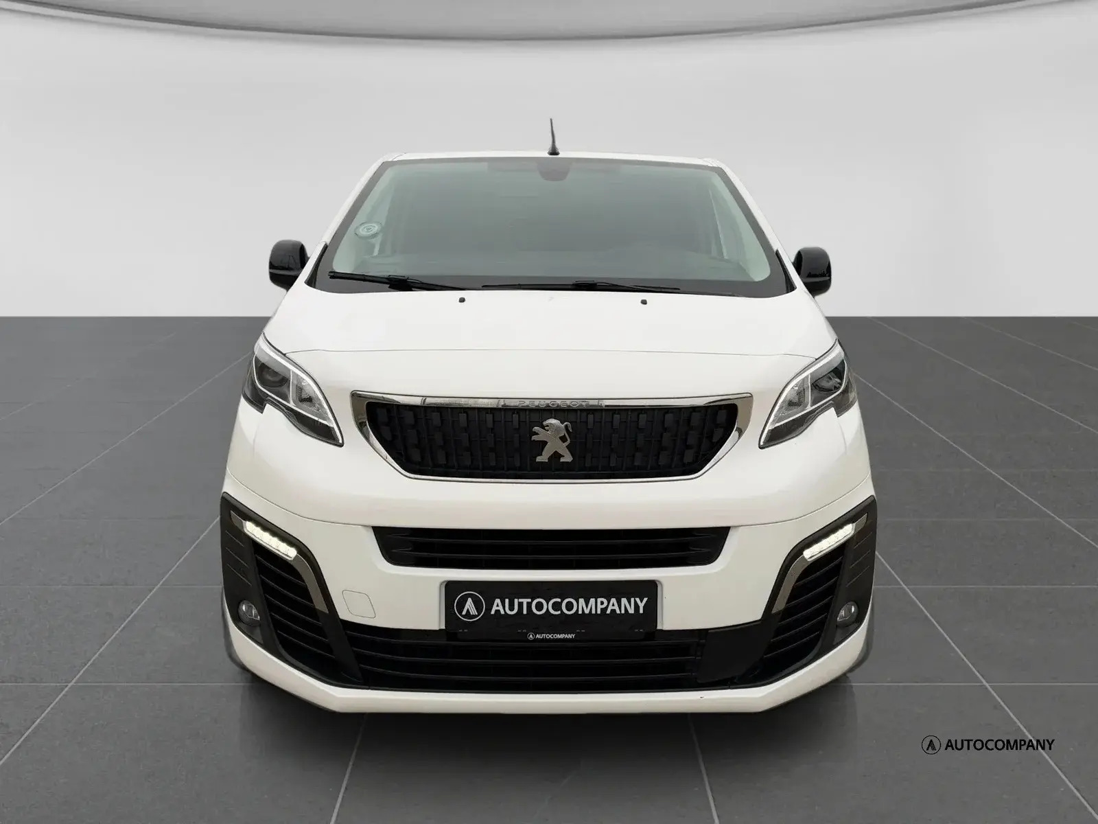 Hvid Peugeot Expert fra 2022