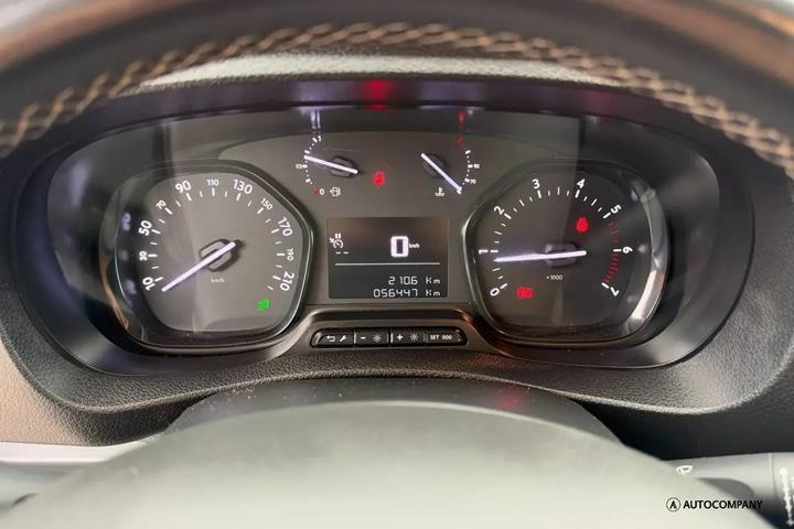 Hvid Peugeot Expert fra 2022