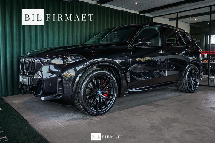 Sort BMW X5 fra 2024