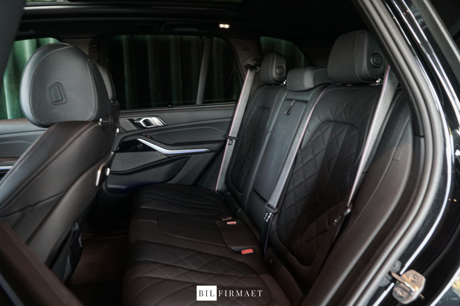 Sort BMW X5 fra 2024
