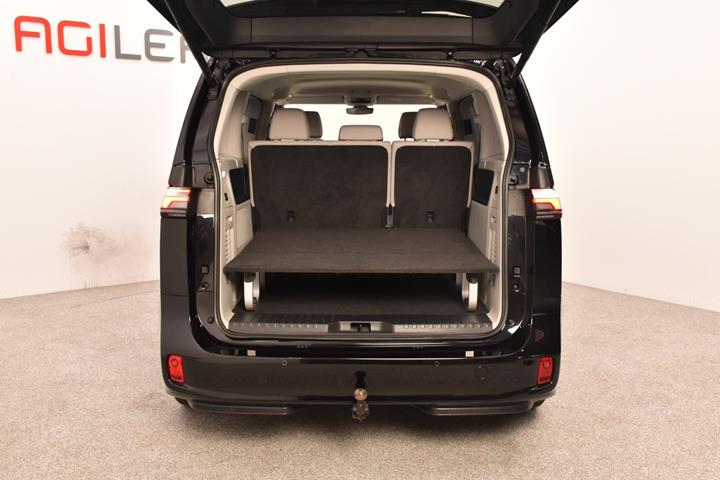 Sort VW ID.Buzz fra 2023