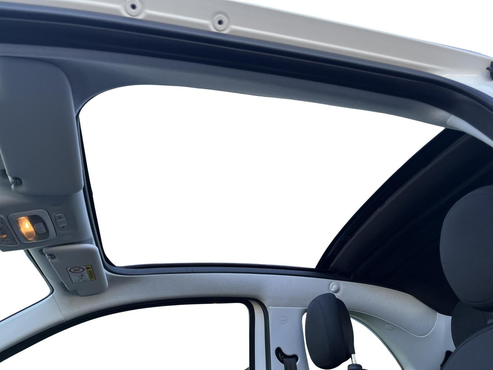 Hvid Fiat 500e fra 2023