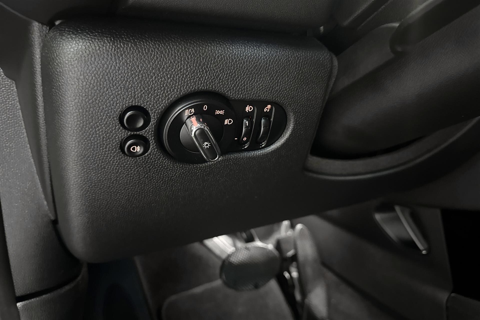 Grøn Mini Cooper fra 2022