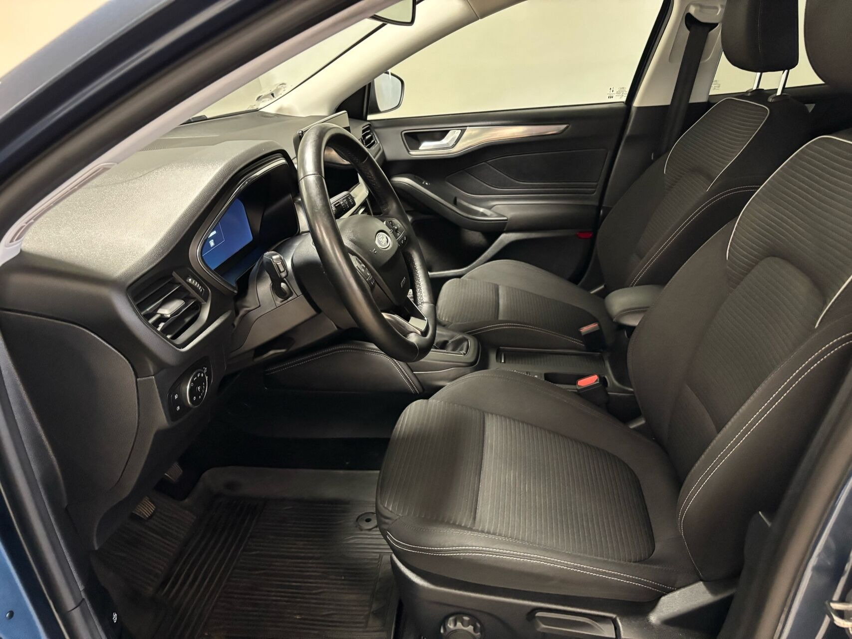 Blå Ford Focus fra 2022