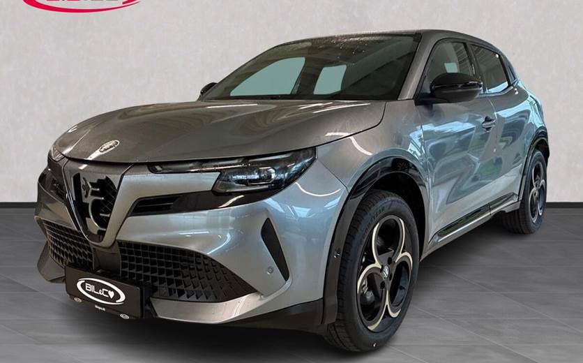 Alfa Romeo Junior EL Intensa 156HK 5d Aut.