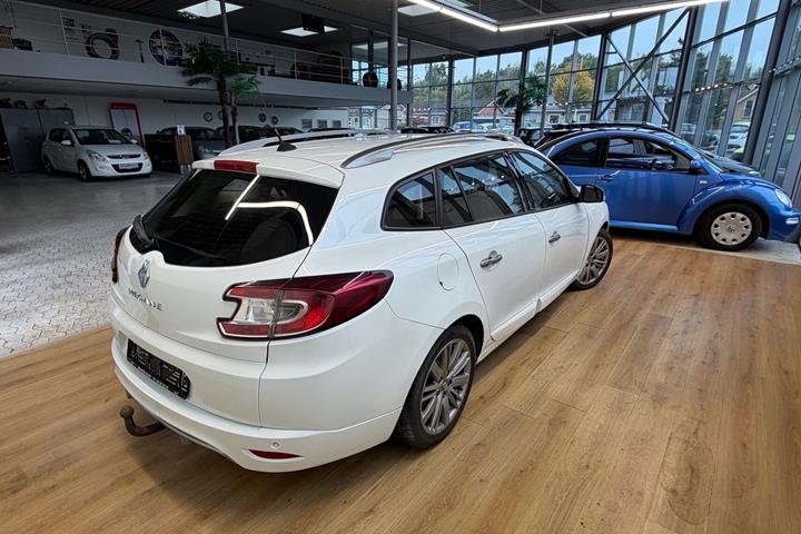 Hvid Renault Mégane fra 2012