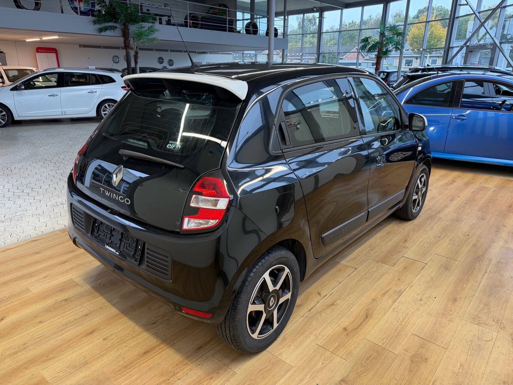 Sort Renault Twingo fra 2016