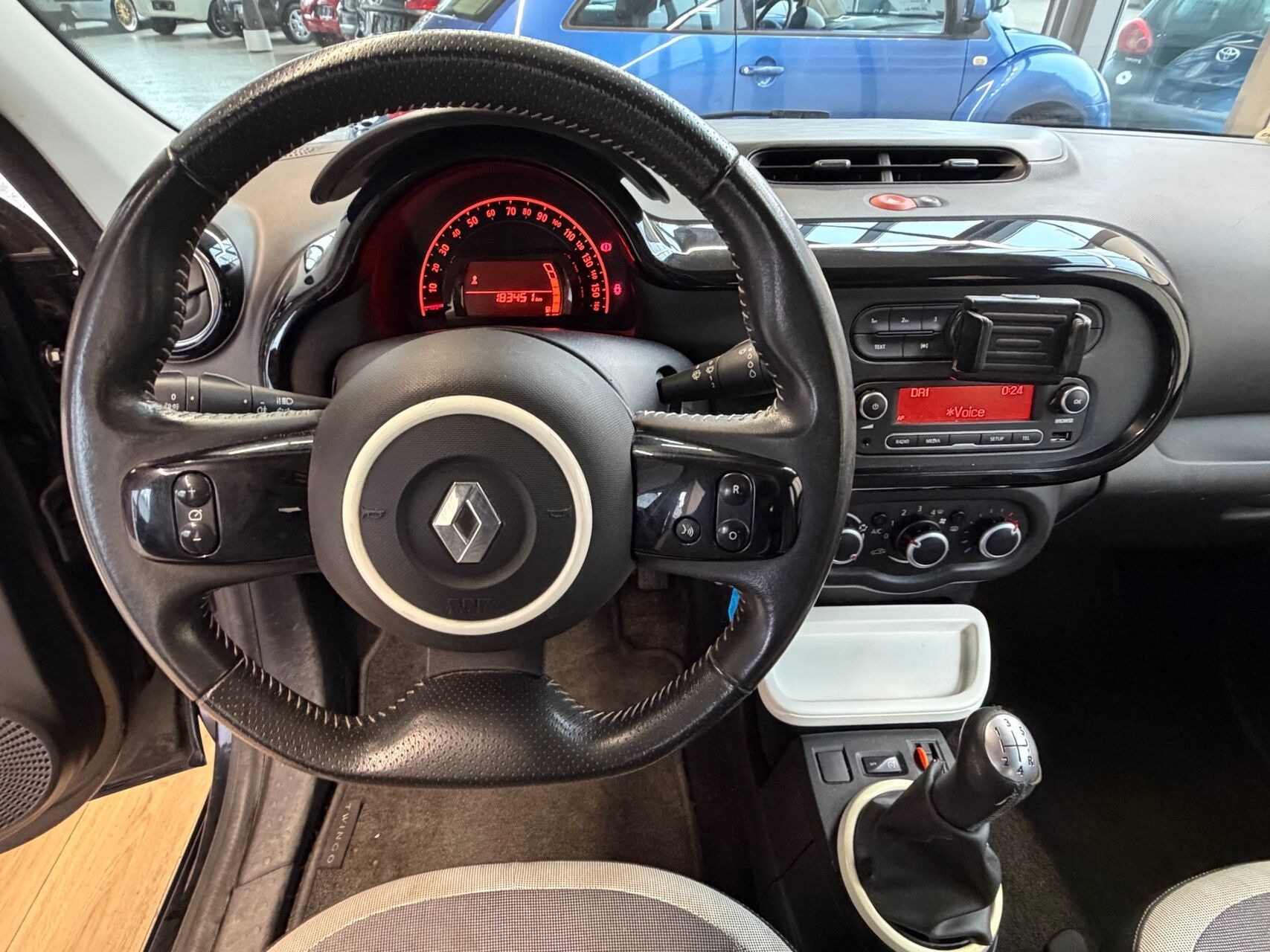 Sort Renault Twingo fra 2016