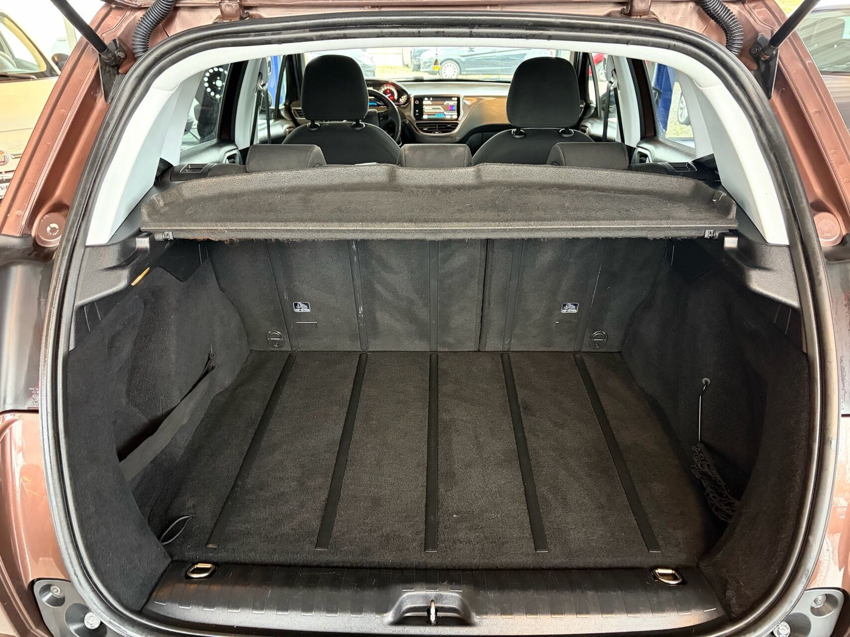undefined Peugeot 2008 fra 2014