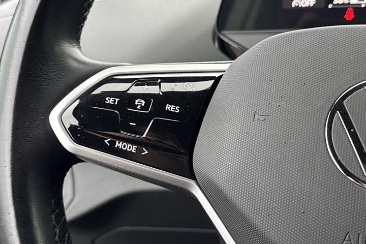 Hvid VW ID.4 fra 2023