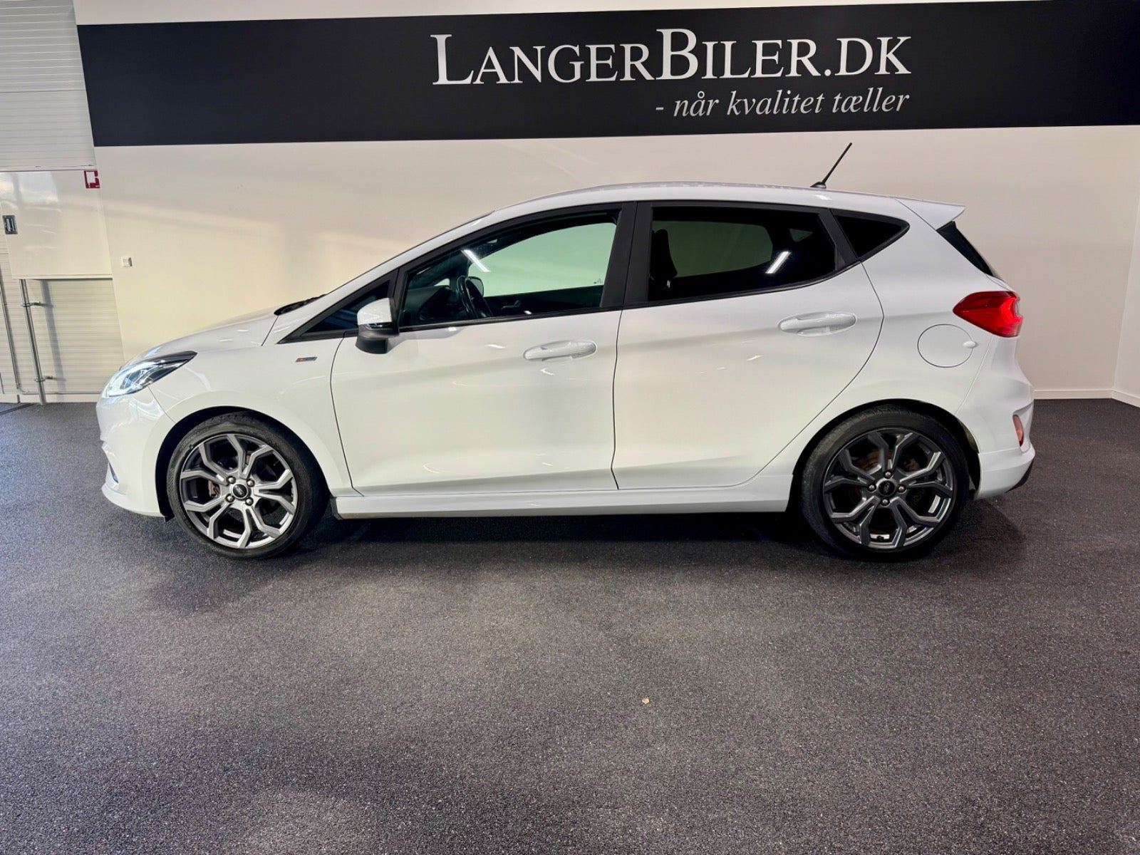 Hvid Ford Fiesta fra 2019