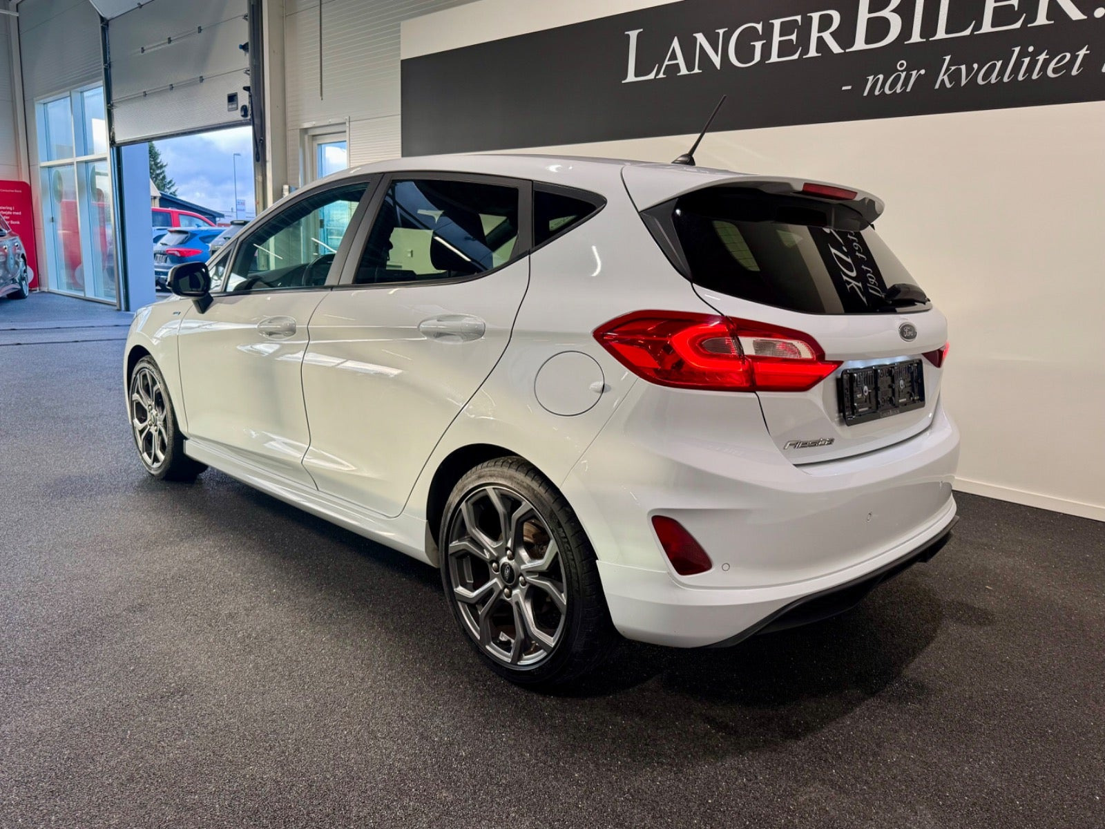 Hvid Ford Fiesta fra 2019