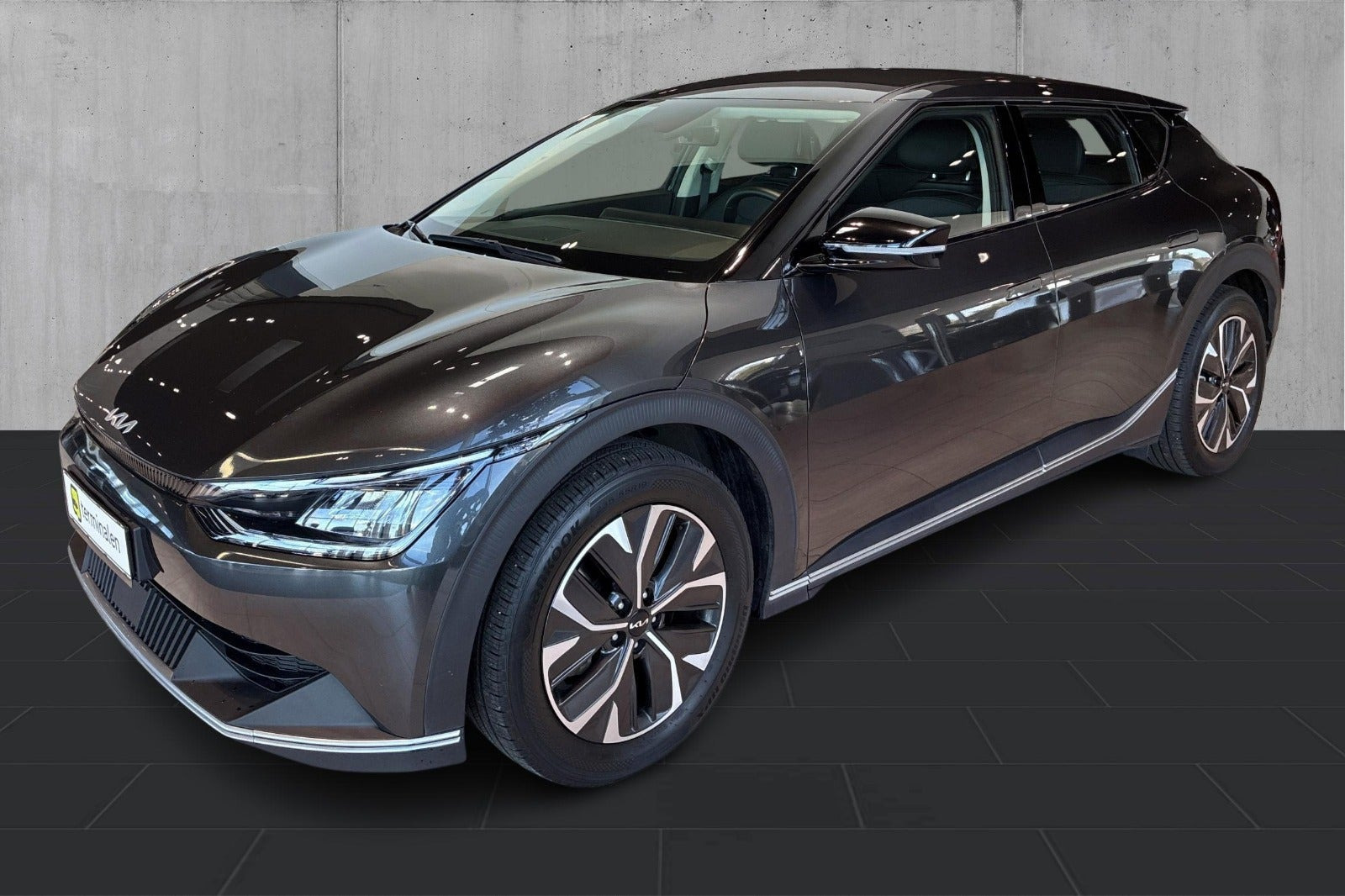 Grå Kia EV6 fra 2023
