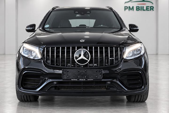 Sort Mercedes GLC63 fra 2019