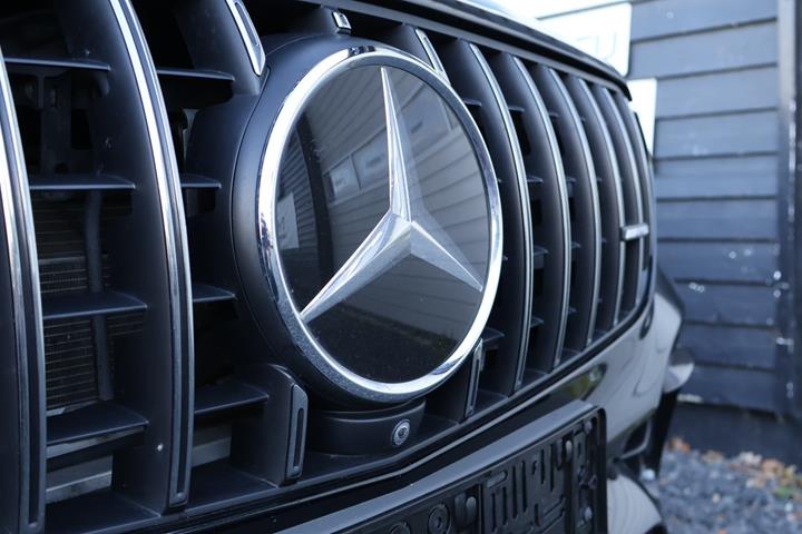 Sort Mercedes GLC63 fra 2019