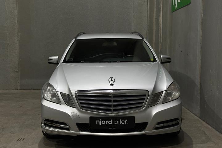 undefined Mercedes E200 fra 2011
