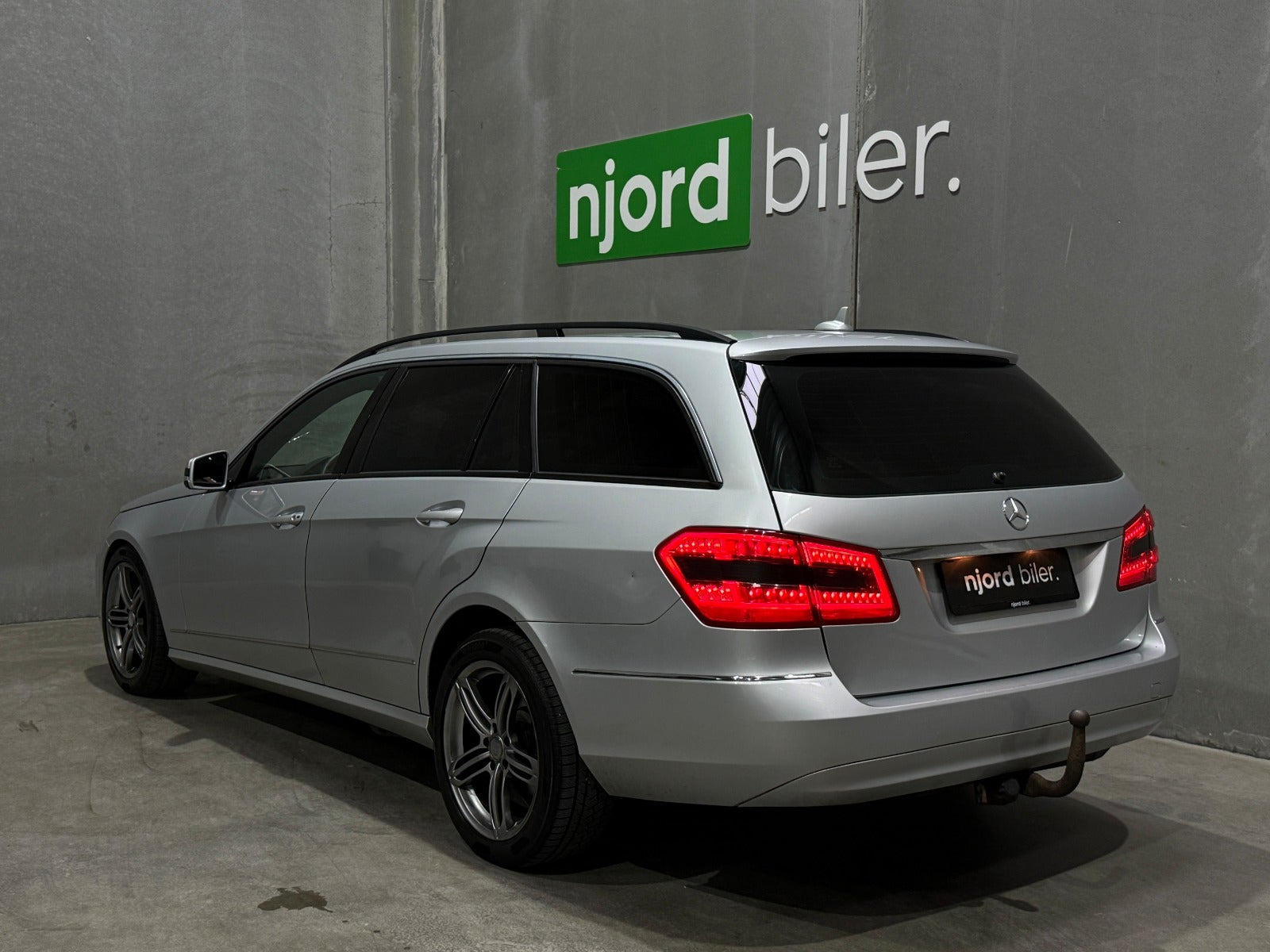 undefined Mercedes E200 fra 2011