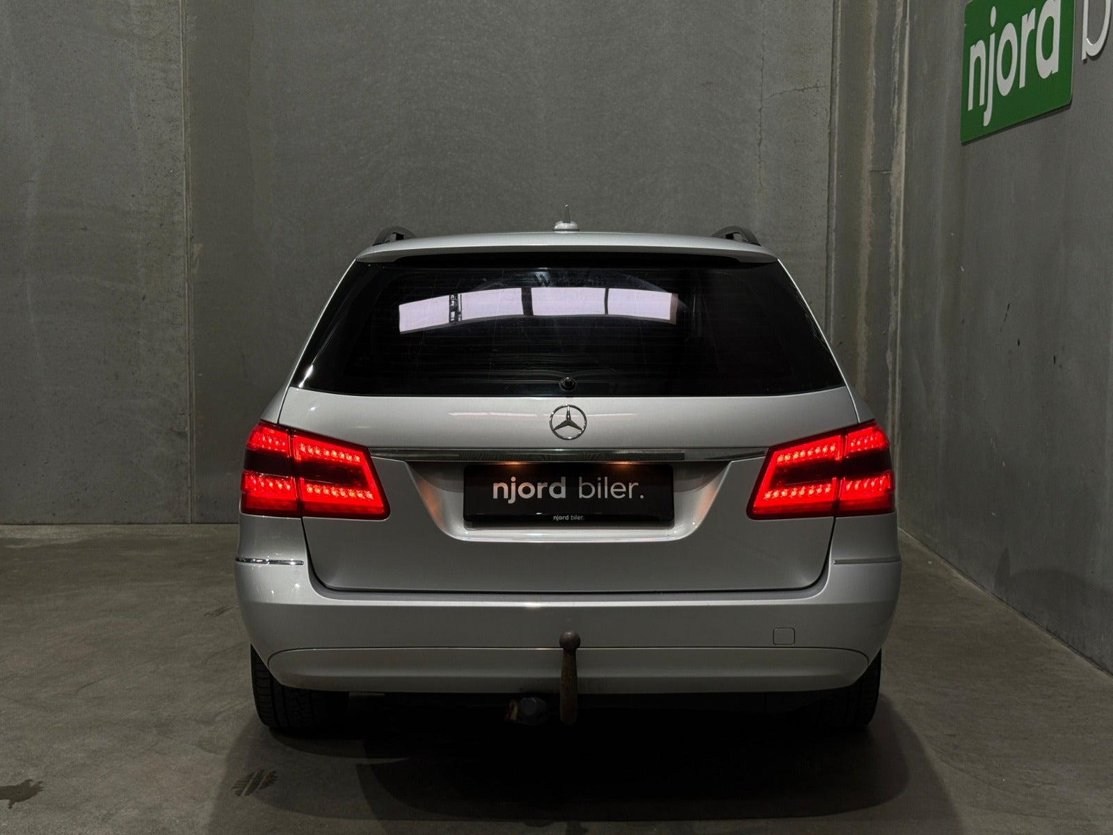 undefined Mercedes E200 fra 2011