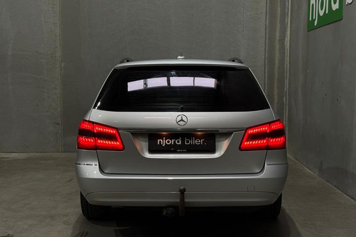 undefined Mercedes E200 fra 2011