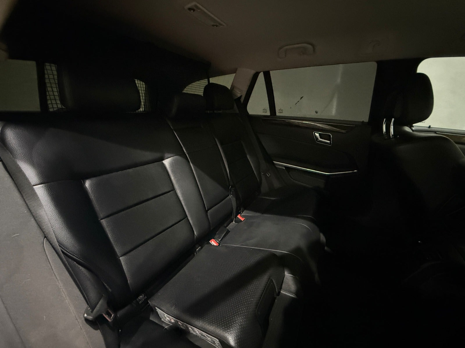 undefined Mercedes E200 fra 2011