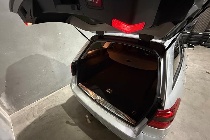 undefined Mercedes E200 fra 2011