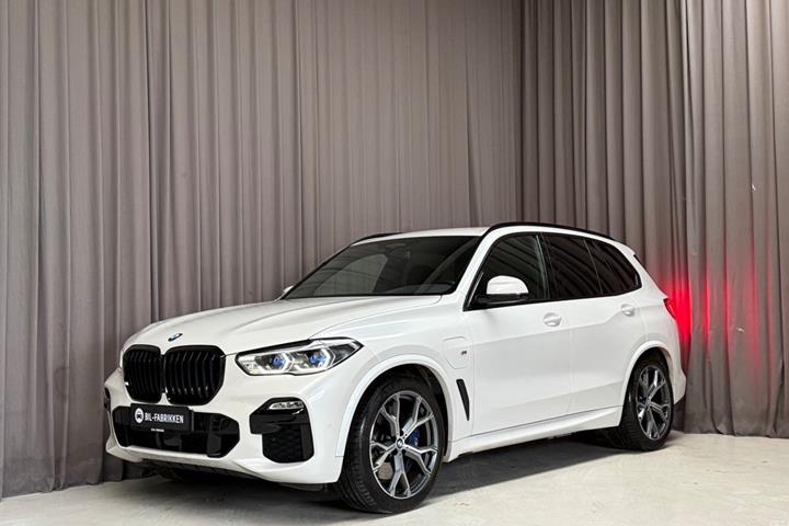 Hvid BMW X5 fra 2020