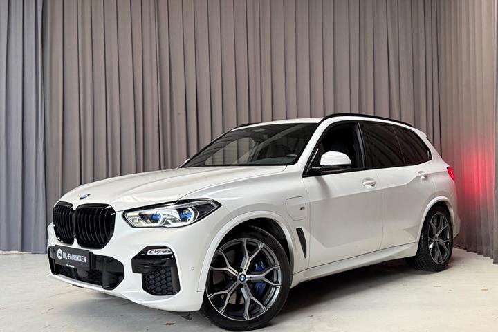 Hvid BMW X5 fra 2020
