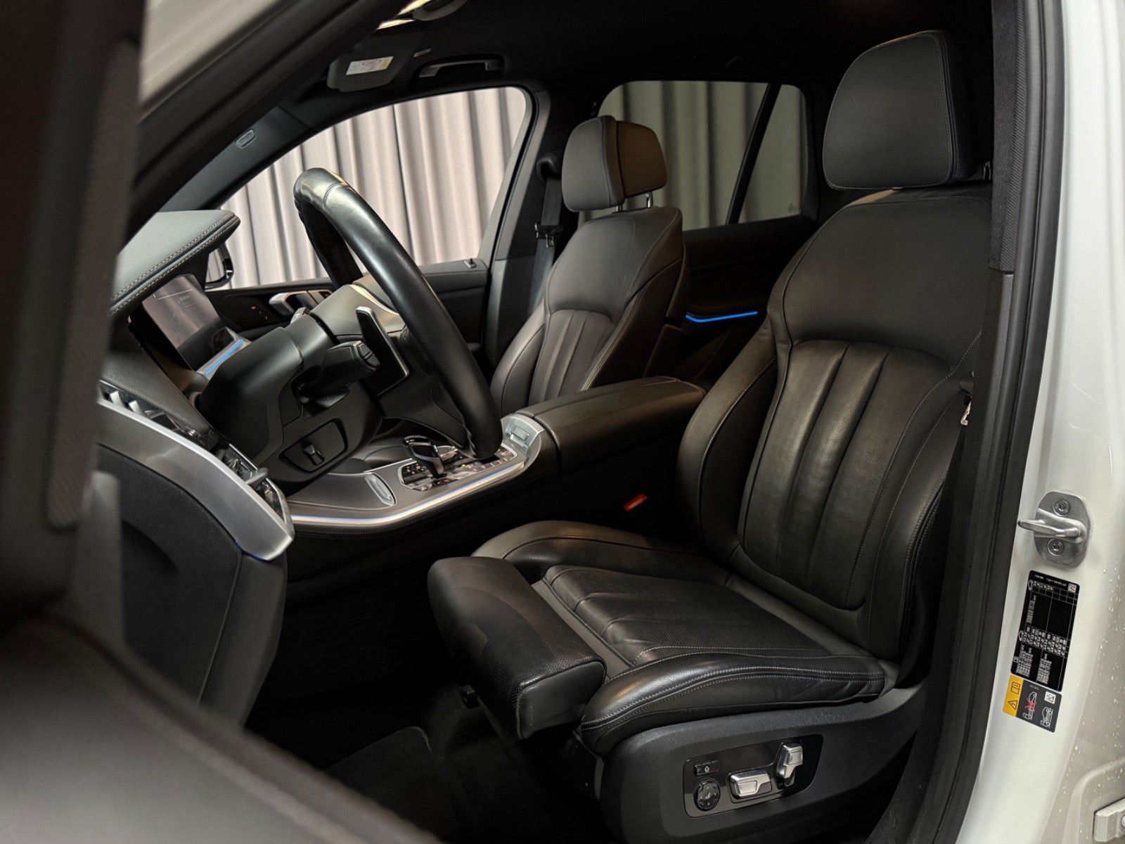 Hvid BMW X5 fra 2020
