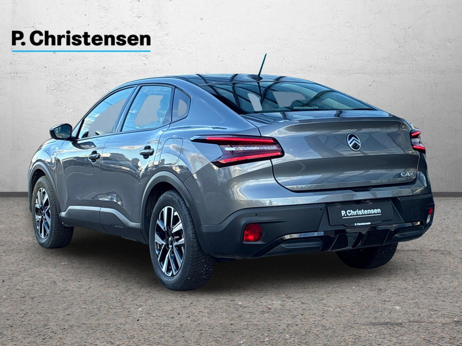 Grå Citroën ë-C4 X fra 2025