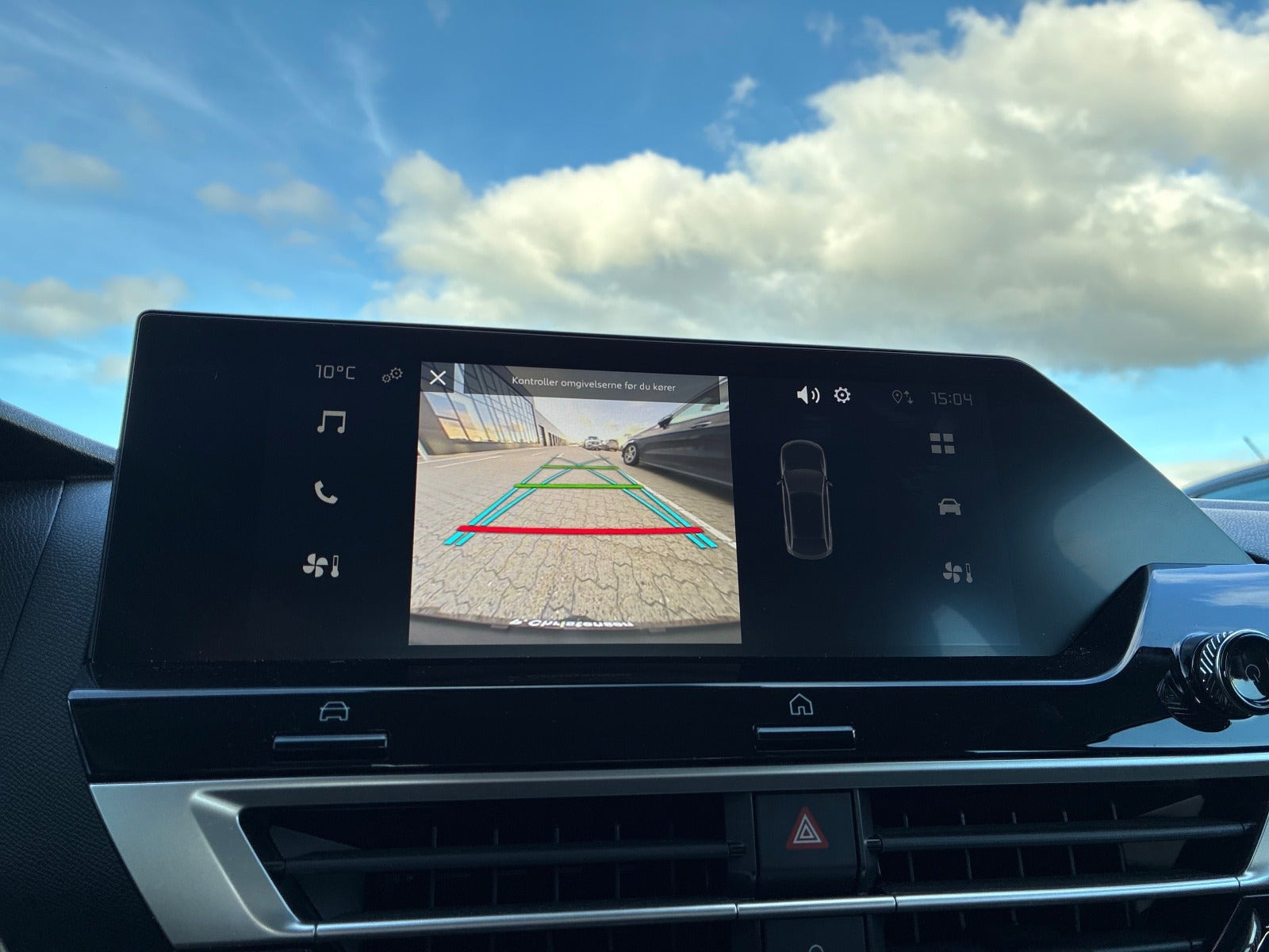 Grå Citroën ë-C4 X fra 2025