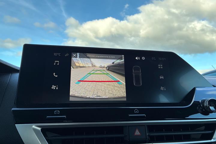 Grå Citroën ë-C4 X fra 2025