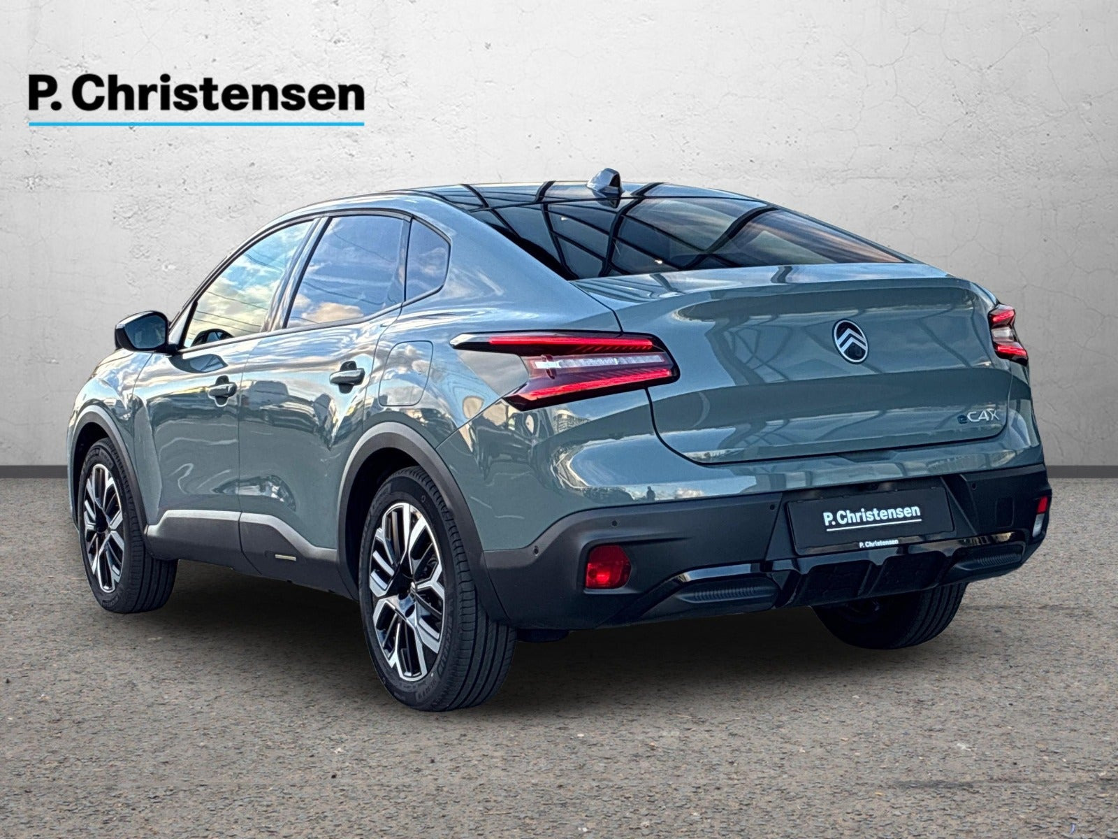 Grøn Citroën ë-C4 X fra 2024