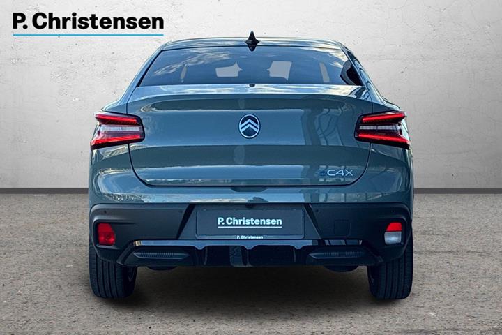 Grøn Citroën ë-C4 X fra 2024