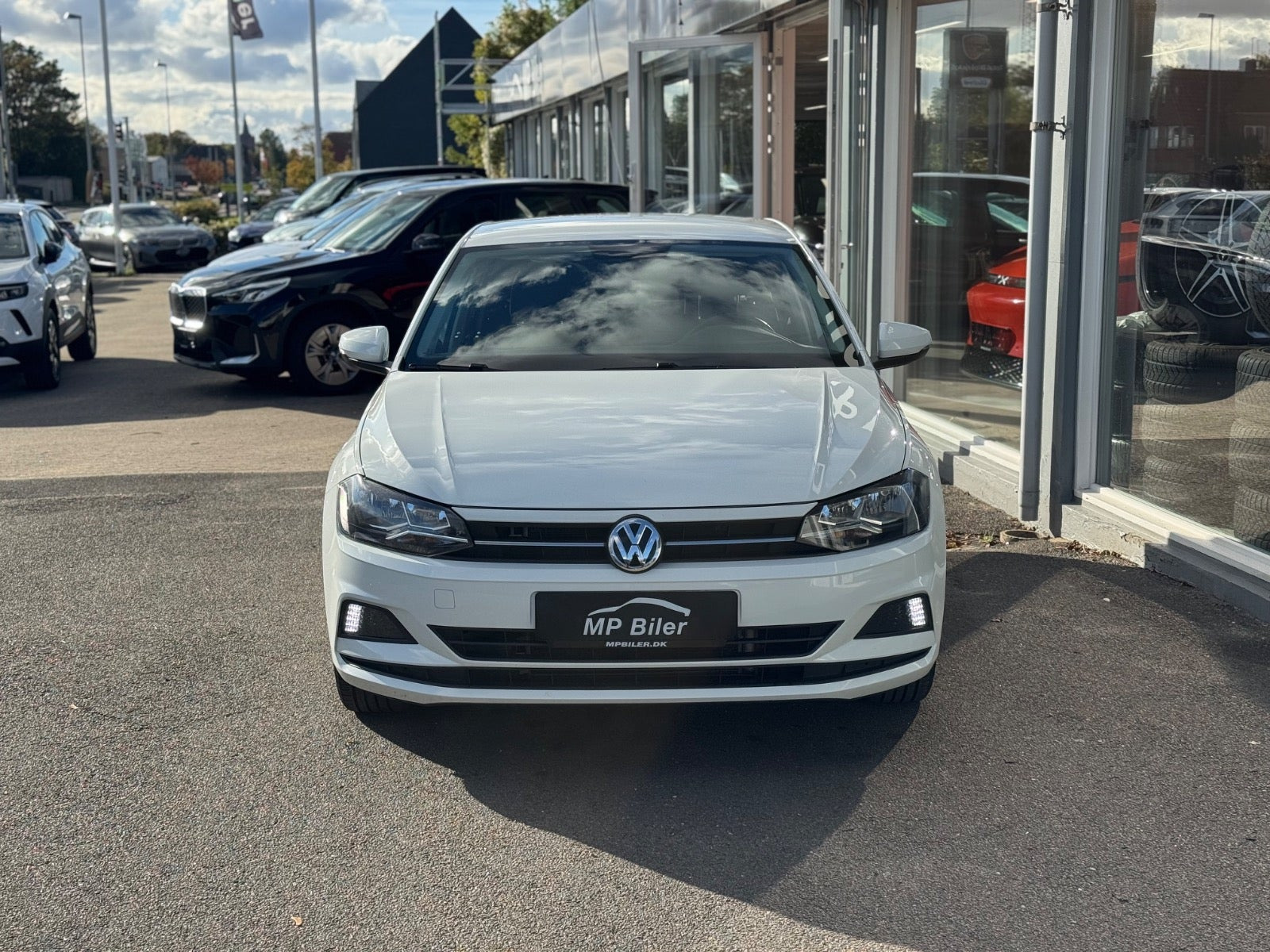 Hvid VW Polo fra 2020