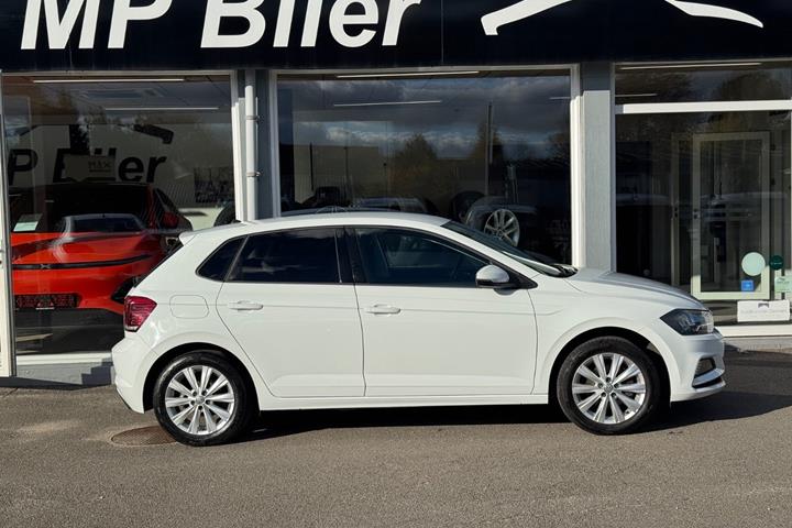 Hvid VW Polo fra 2020