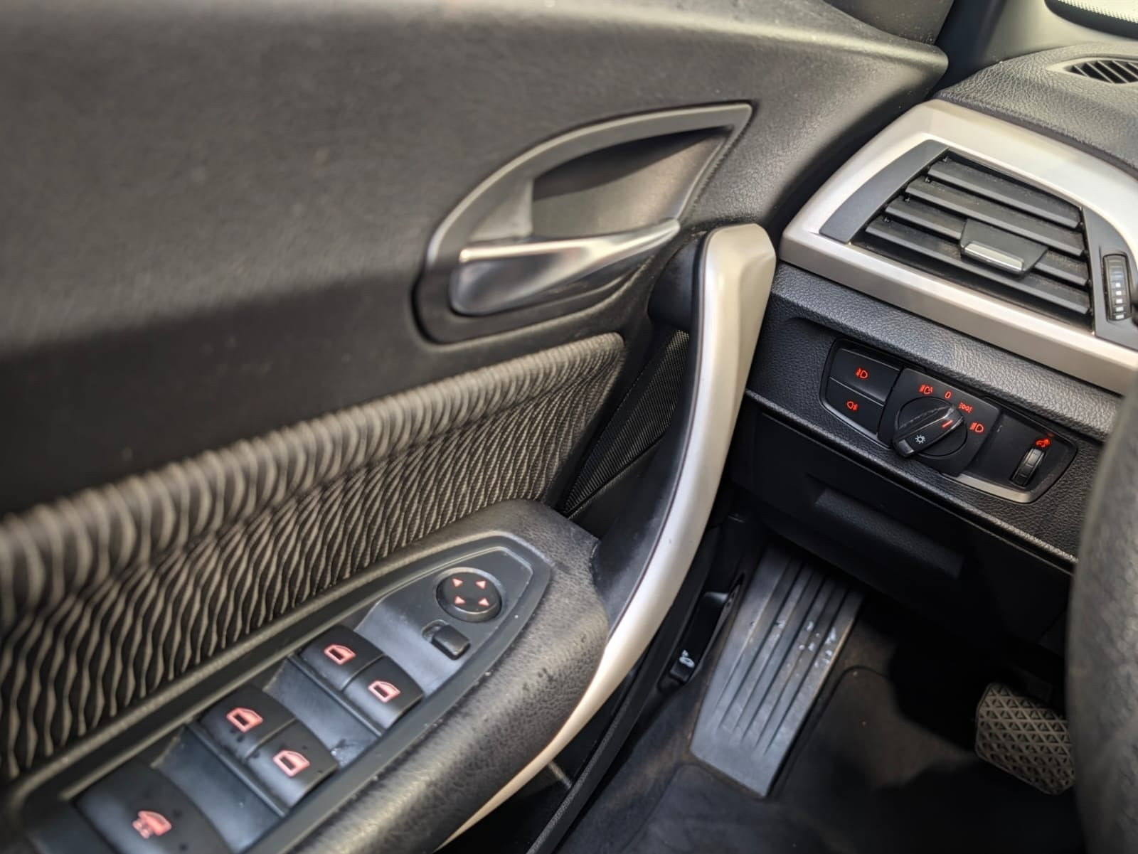 Sort BMW 220i fra 2016