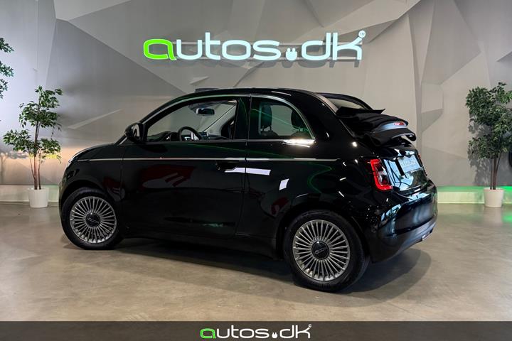 Sort Fiat 500e fra 2023