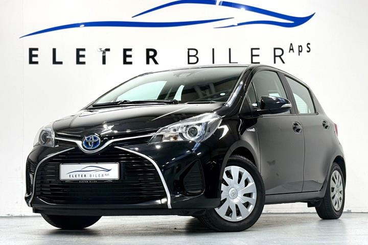 Sort Toyota Yaris fra 2015