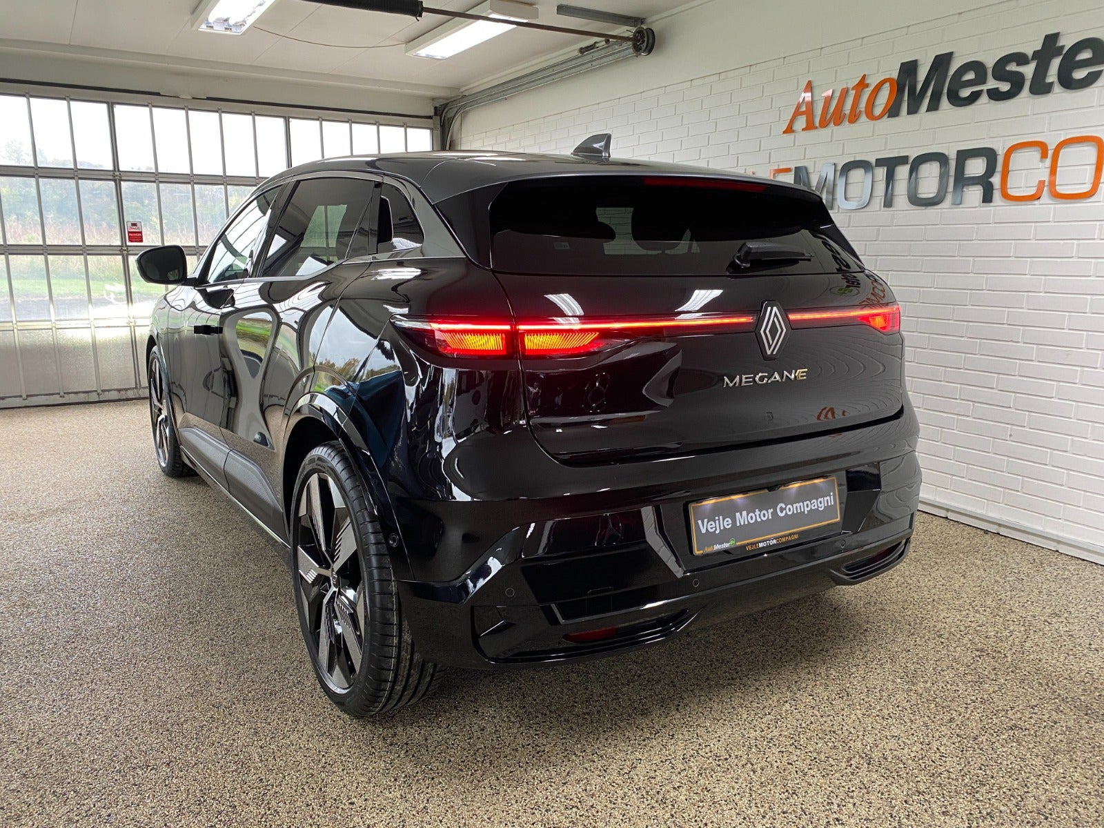 Sort Renault Megane E-Tech fra 2022