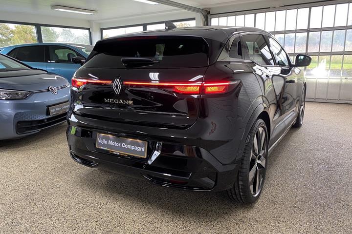 Sort Renault Megane E-Tech fra 2022