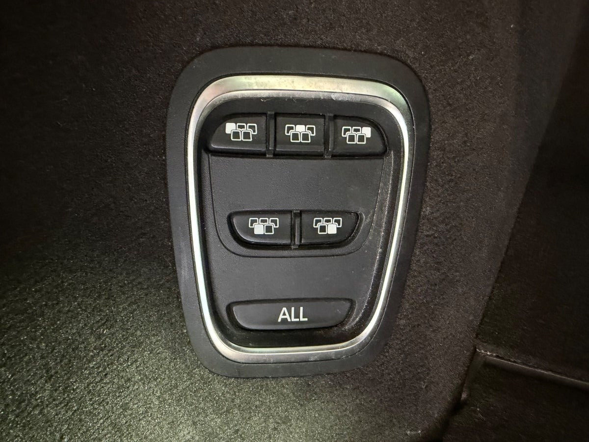 Grå Renault Espace fra 2015