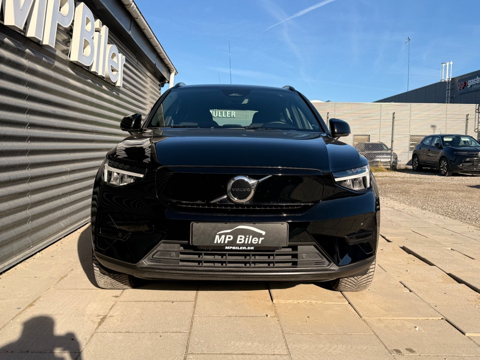 Sort Volvo XC40 fra 2023