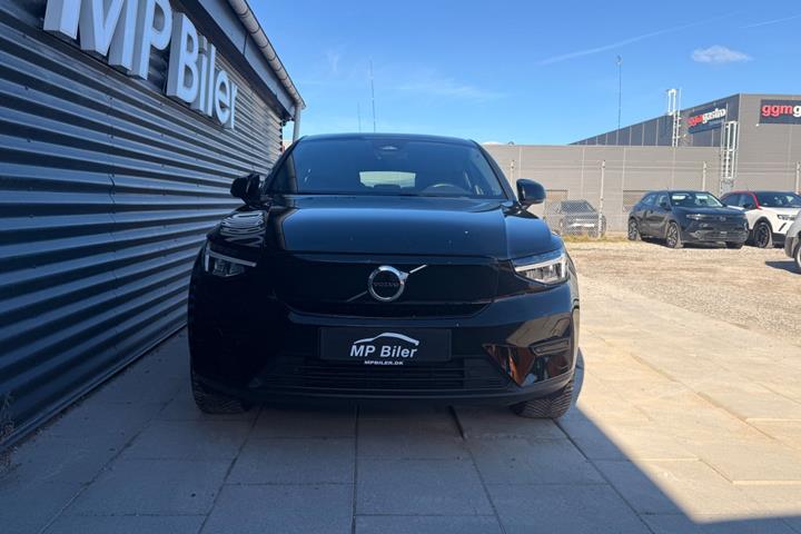 Sort Volvo C40 fra 2023