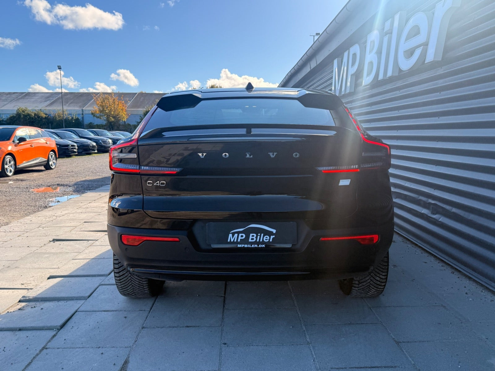 Sort Volvo C40 fra 2023