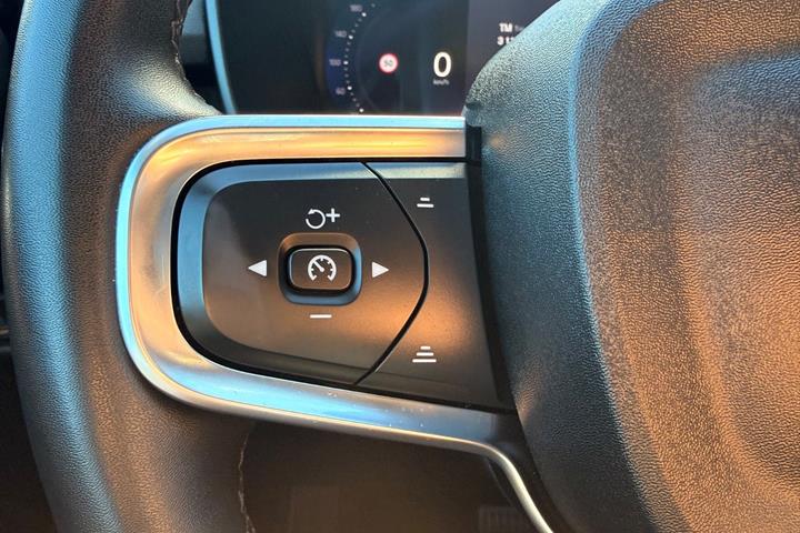 Sort Volvo C40 fra 2023
