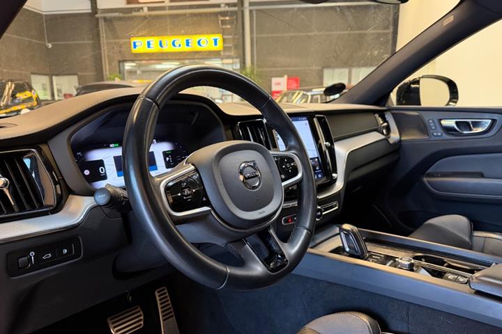 Sort Volvo XC60 fra 2022